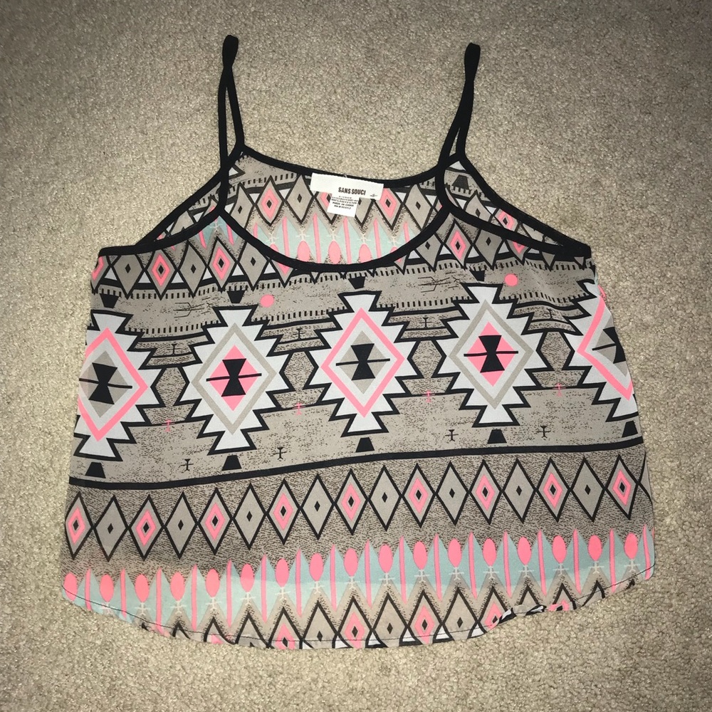 Crop Top w/ Tribal Print.